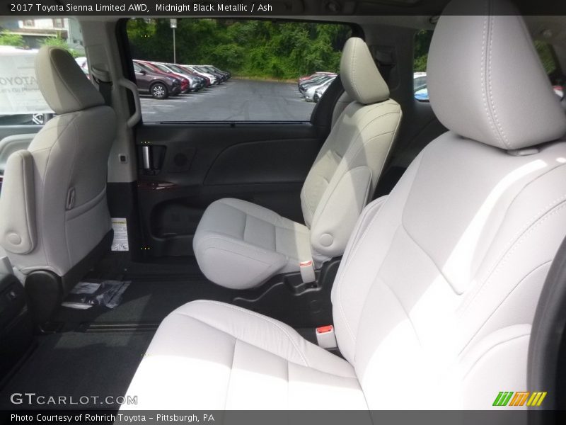 Midnight Black Metallic / Ash 2017 Toyota Sienna Limited AWD