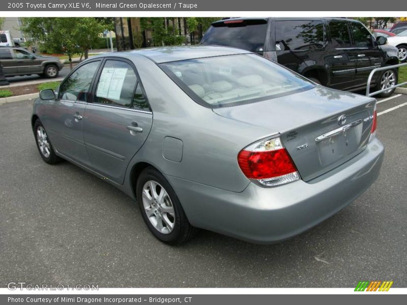 Mineral Green Opalescent / Taupe 2005 Toyota Camry XLE V6
