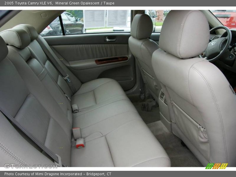Mineral Green Opalescent / Taupe 2005 Toyota Camry XLE V6