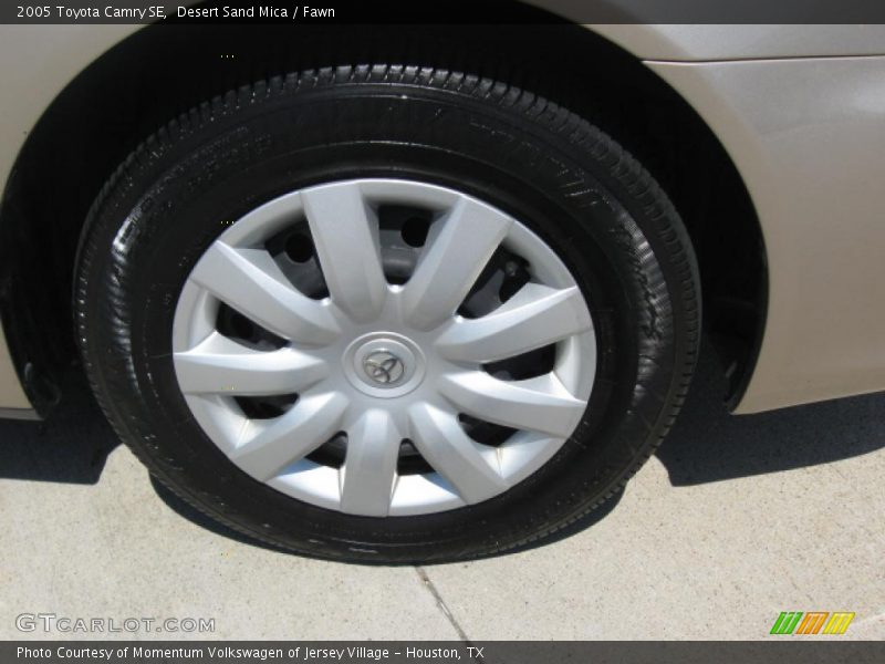 Desert Sand Mica / Fawn 2005 Toyota Camry SE
