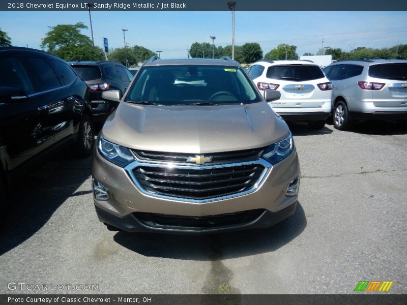 Sandy Ridge Metallic / Jet Black 2018 Chevrolet Equinox LT