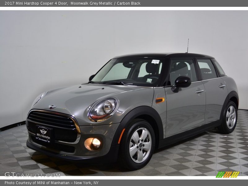 Moonwalk Grey Metallic / Carbon Black 2017 Mini Hardtop Cooper 4 Door