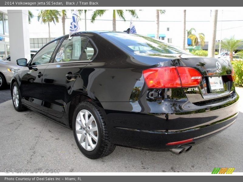 Black / Titan Black 2014 Volkswagen Jetta SE Sedan