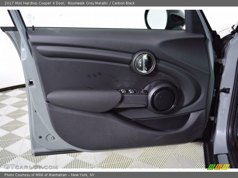 Moonwalk Grey Metallic / Carbon Black 2017 Mini Hardtop Cooper 4 Door