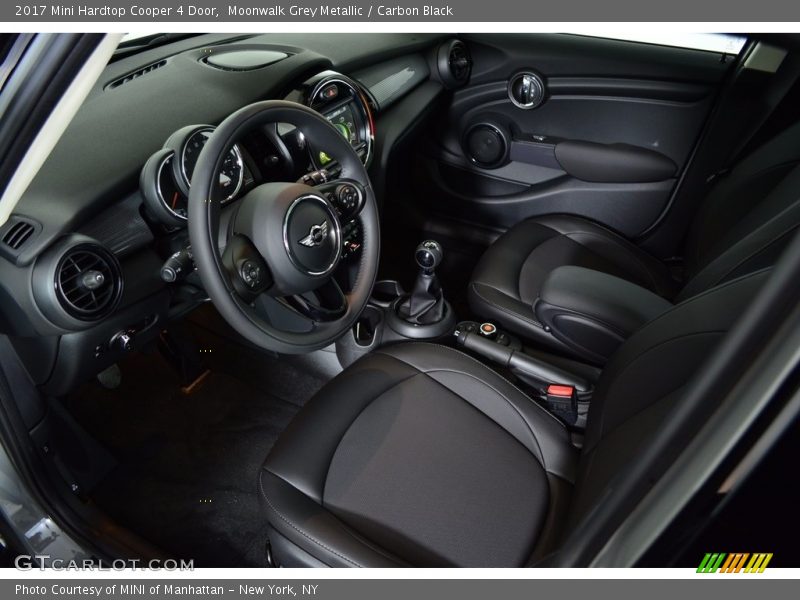 Moonwalk Grey Metallic / Carbon Black 2017 Mini Hardtop Cooper 4 Door