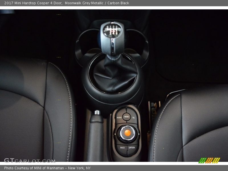 Moonwalk Grey Metallic / Carbon Black 2017 Mini Hardtop Cooper 4 Door