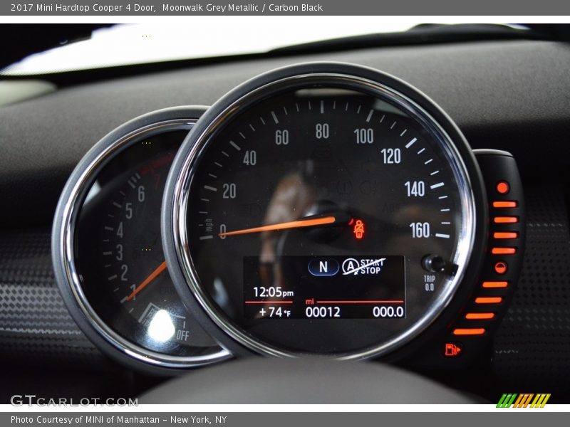 Moonwalk Grey Metallic / Carbon Black 2017 Mini Hardtop Cooper 4 Door