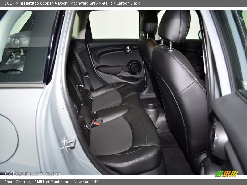 Moonwalk Grey Metallic / Carbon Black 2017 Mini Hardtop Cooper 4 Door