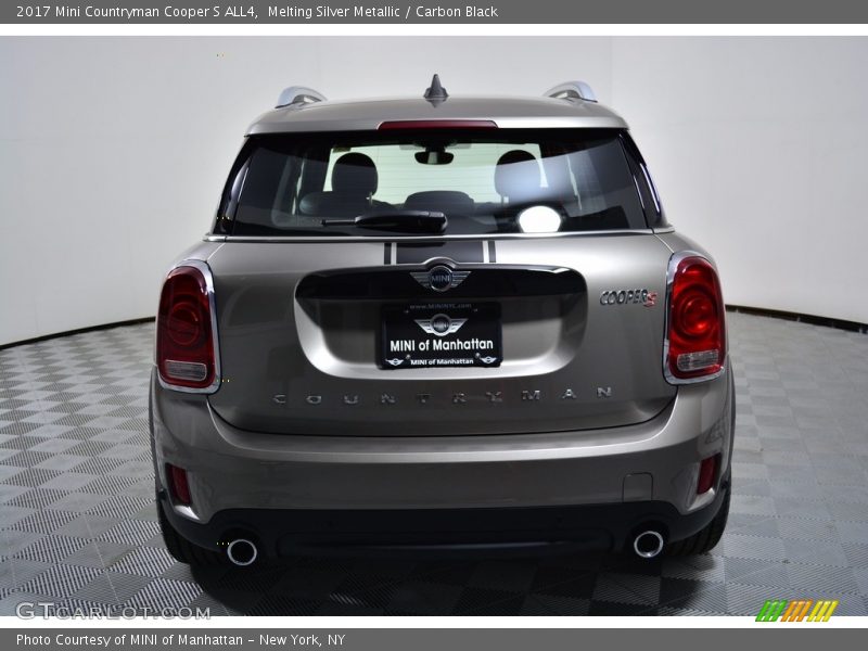 Melting Silver Metallic / Carbon Black 2017 Mini Countryman Cooper S ALL4