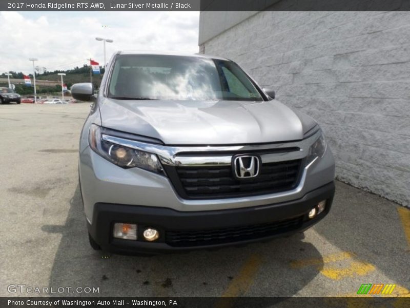 Lunar Silver Metallic / Black 2017 Honda Ridgeline RTS AWD