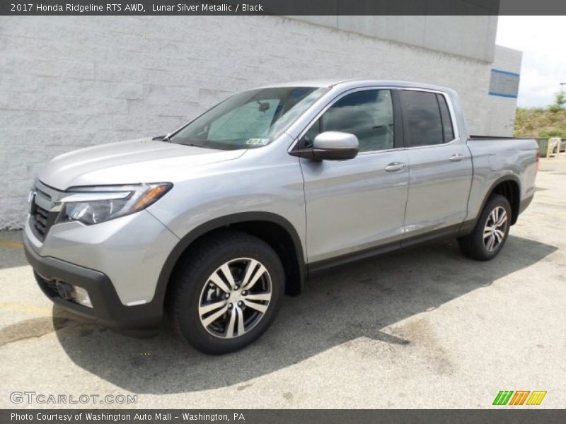 Front 3/4 View of 2017 Ridgeline RTS AWD