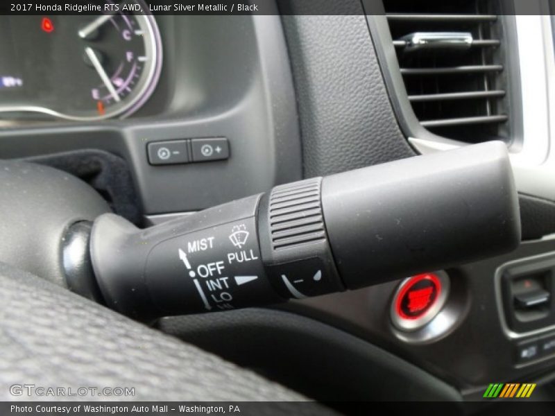 Controls of 2017 Ridgeline RTS AWD