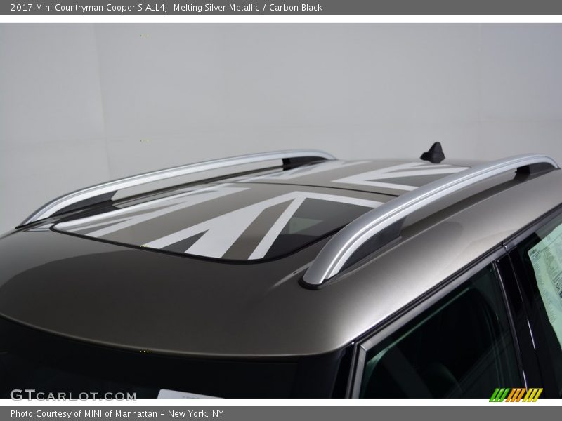 Melting Silver Metallic / Carbon Black 2017 Mini Countryman Cooper S ALL4