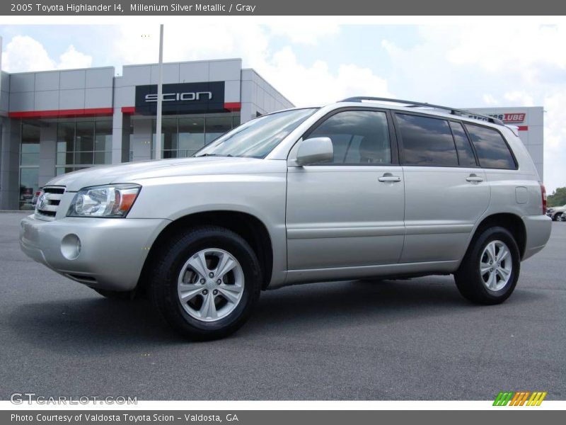 Millenium Silver Metallic / Gray 2005 Toyota Highlander I4