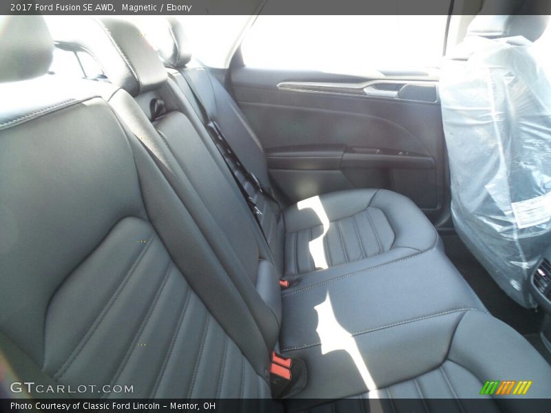 Magnetic / Ebony 2017 Ford Fusion SE AWD