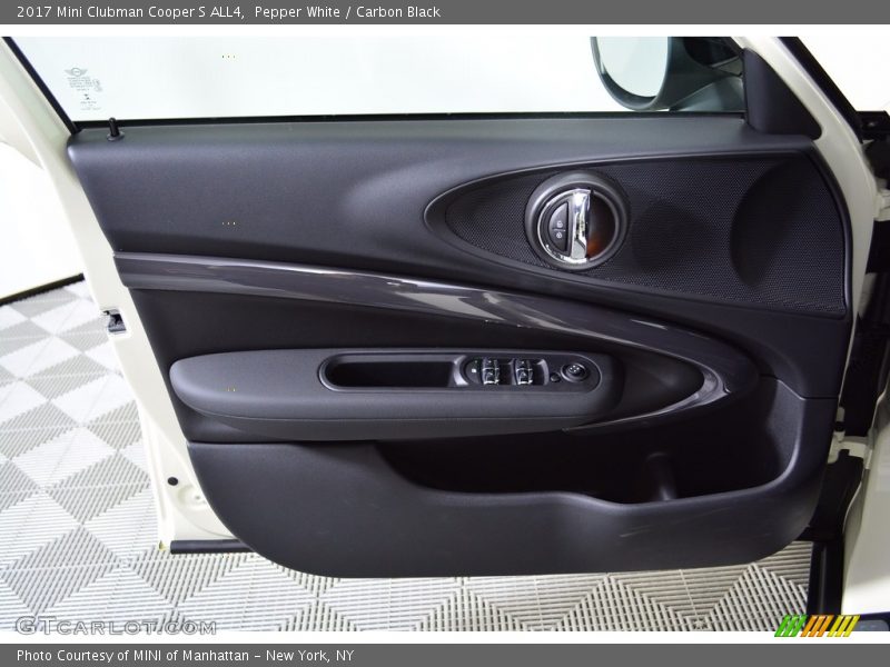 Pepper White / Carbon Black 2017 Mini Clubman Cooper S ALL4