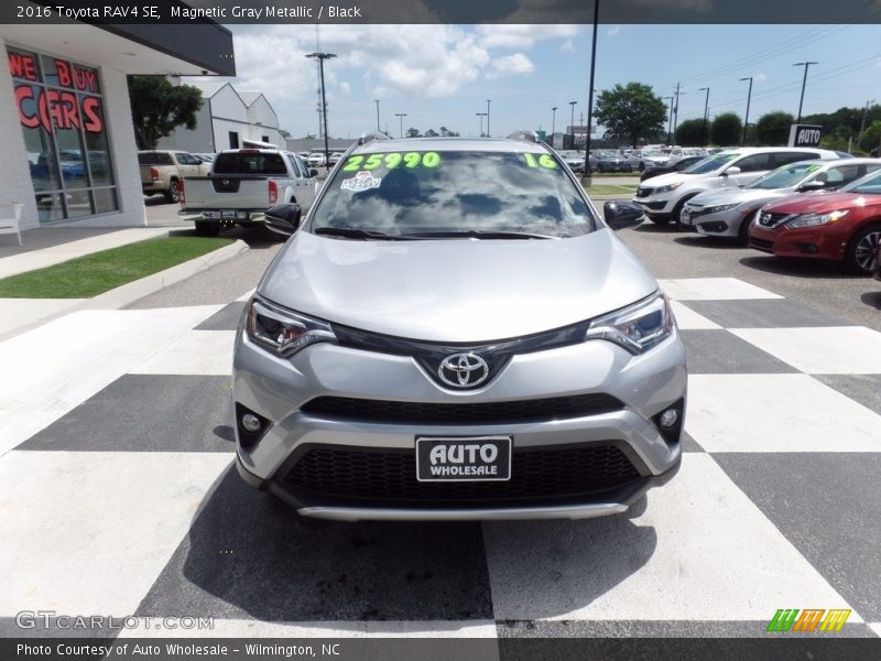Magnetic Gray Metallic / Black 2016 Toyota RAV4 SE