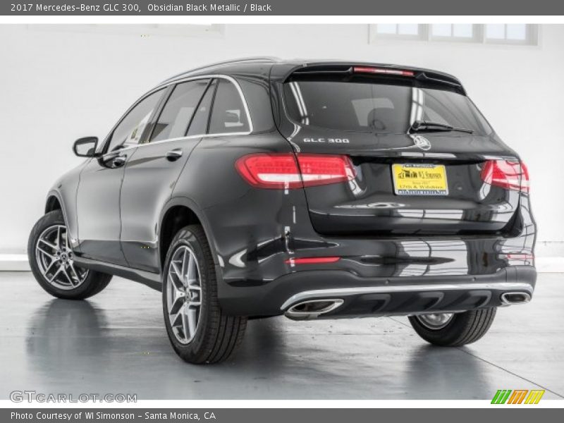 Obsidian Black Metallic / Black 2017 Mercedes-Benz GLC 300