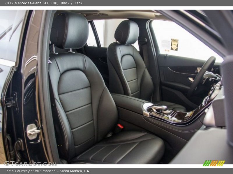 Black / Black 2017 Mercedes-Benz GLC 300