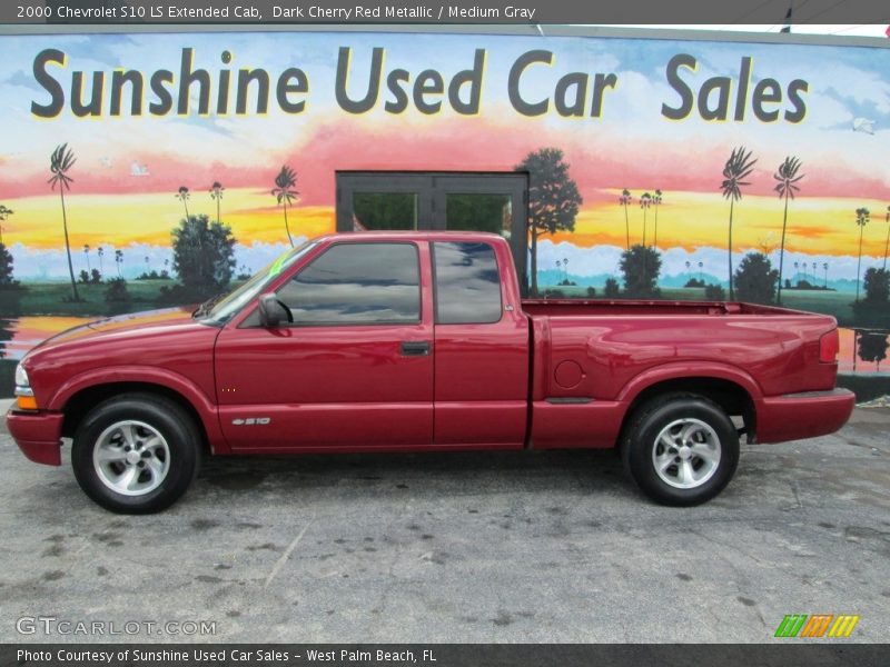Dark Cherry Red Metallic / Medium Gray 2000 Chevrolet S10 LS Extended Cab