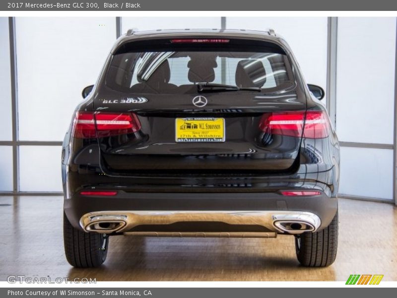 Black / Black 2017 Mercedes-Benz GLC 300