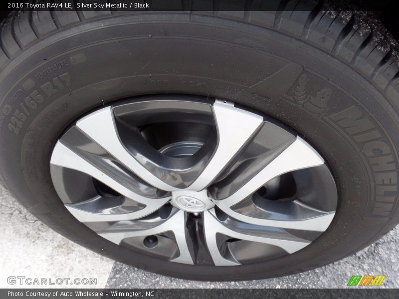 Silver Sky Metallic / Black 2016 Toyota RAV4 LE