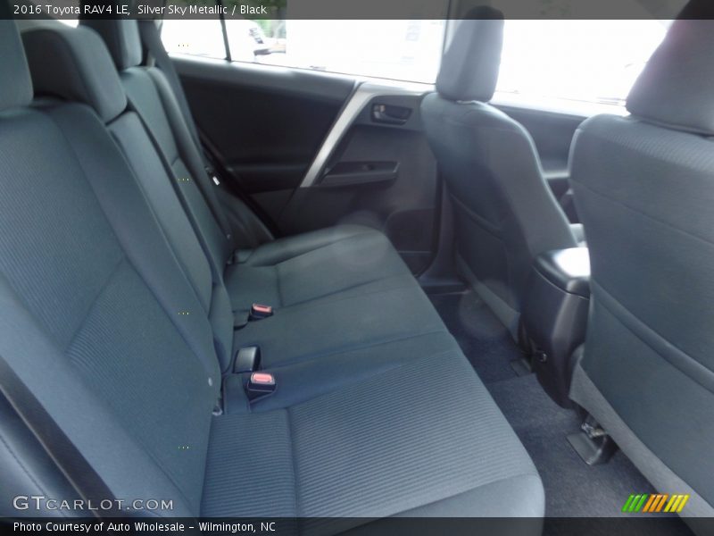 Silver Sky Metallic / Black 2016 Toyota RAV4 LE