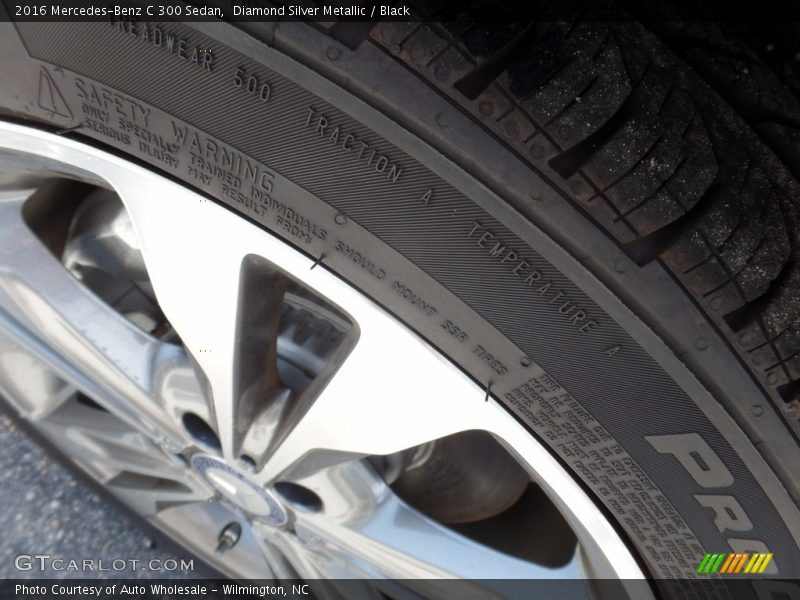 Diamond Silver Metallic / Black 2016 Mercedes-Benz C 300 Sedan