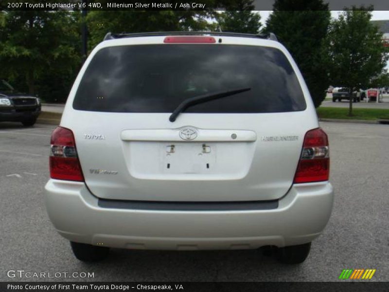 Millenium Silver Metallic / Ash Gray 2007 Toyota Highlander V6 4WD