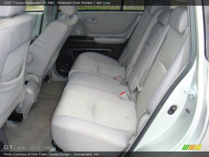Millenium Silver Metallic / Ash Gray 2007 Toyota Highlander V6 4WD