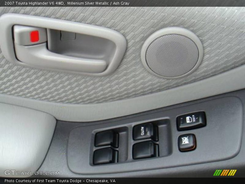Millenium Silver Metallic / Ash Gray 2007 Toyota Highlander V6 4WD
