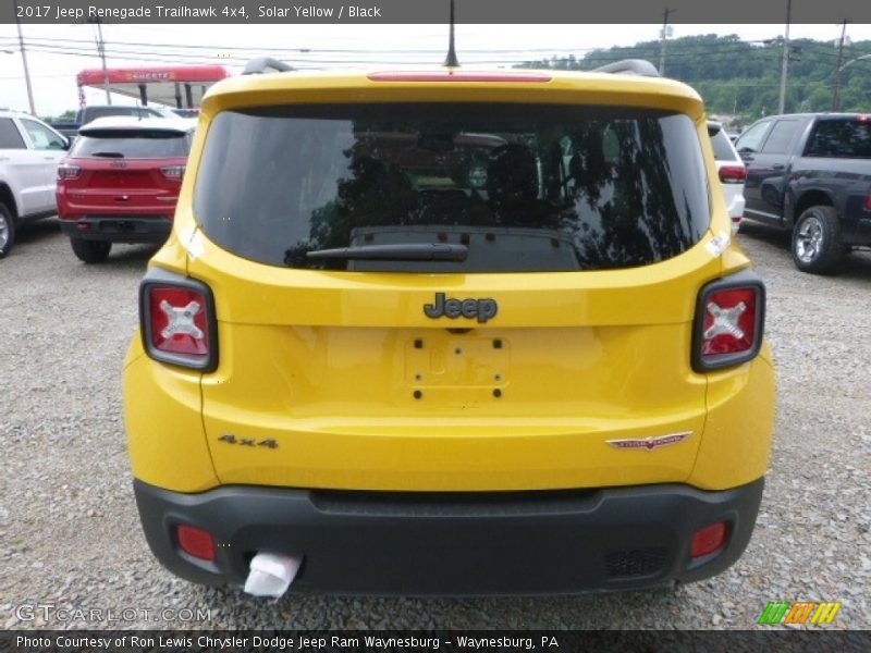 Solar Yellow / Black 2017 Jeep Renegade Trailhawk 4x4