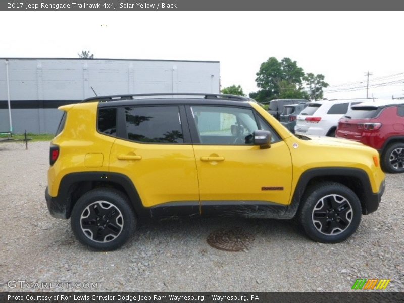 Solar Yellow / Black 2017 Jeep Renegade Trailhawk 4x4