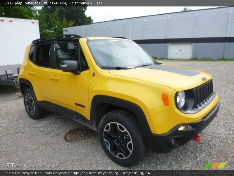 Solar Yellow / Black 2017 Jeep Renegade Trailhawk 4x4