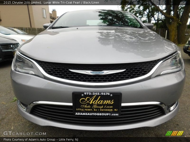 Lunar White Tri-Coat Pearl / Black/Linen 2015 Chrysler 200 Limited