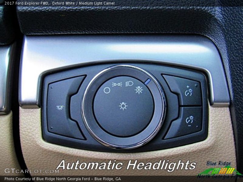 Oxford White / Medium Light Camel 2017 Ford Explorer FWD
