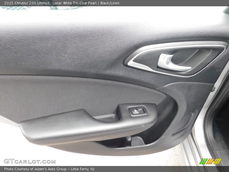 Lunar White Tri-Coat Pearl / Black/Linen 2015 Chrysler 200 Limited