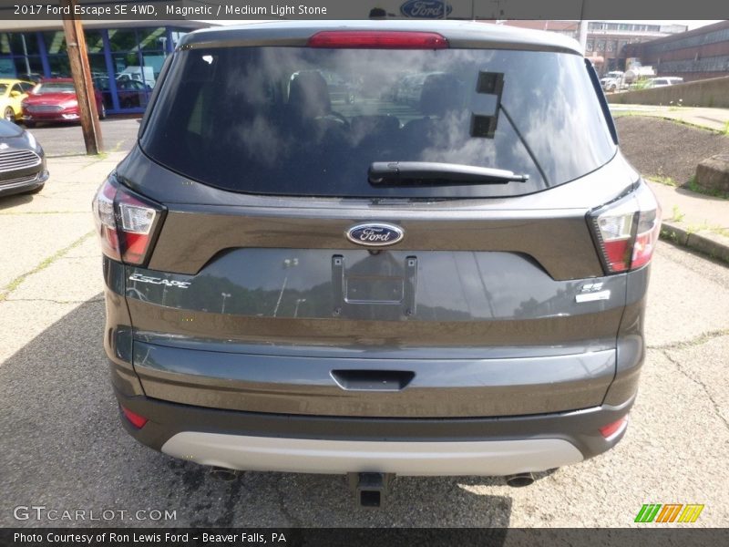 Magnetic / Medium Light Stone 2017 Ford Escape SE 4WD