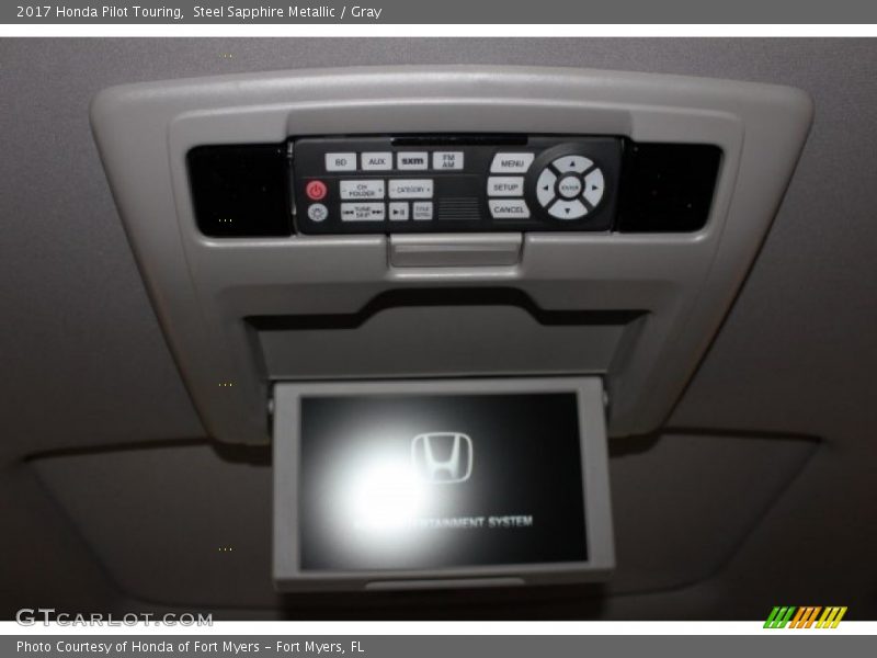 Steel Sapphire Metallic / Gray 2017 Honda Pilot Touring