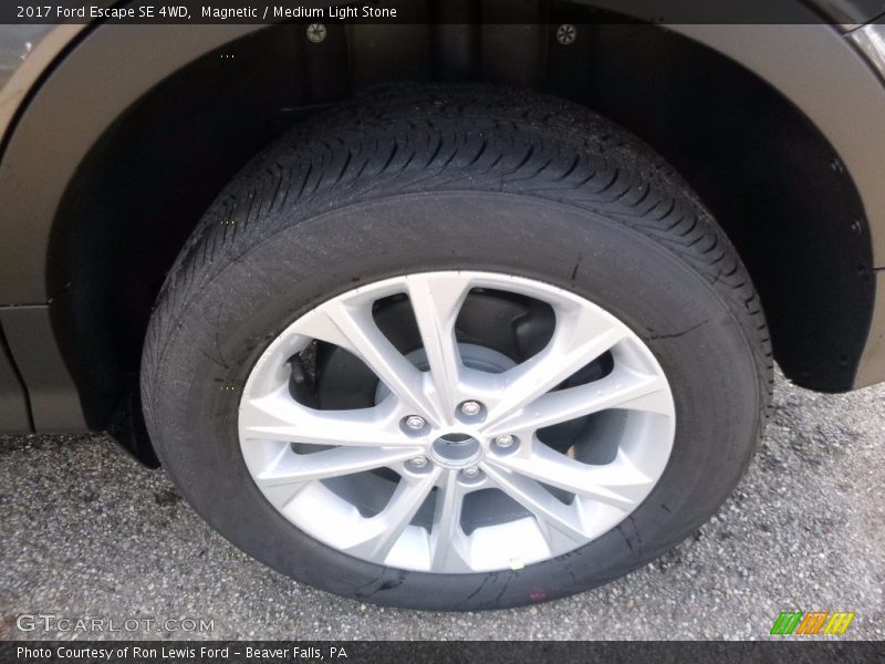 Magnetic / Medium Light Stone 2017 Ford Escape SE 4WD