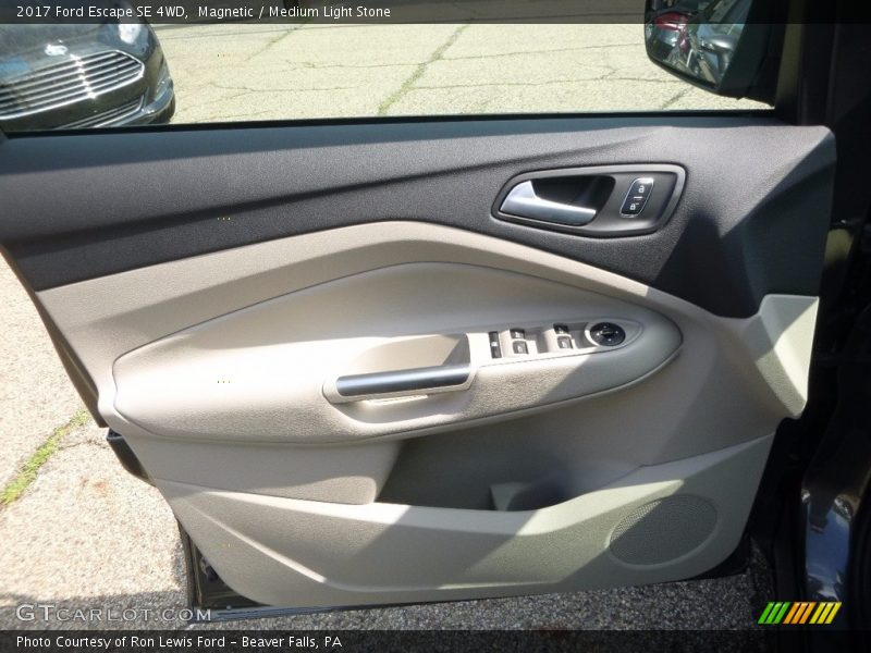 Magnetic / Medium Light Stone 2017 Ford Escape SE 4WD