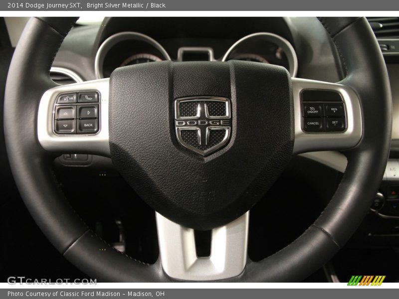 Bright Silver Metallic / Black 2014 Dodge Journey SXT