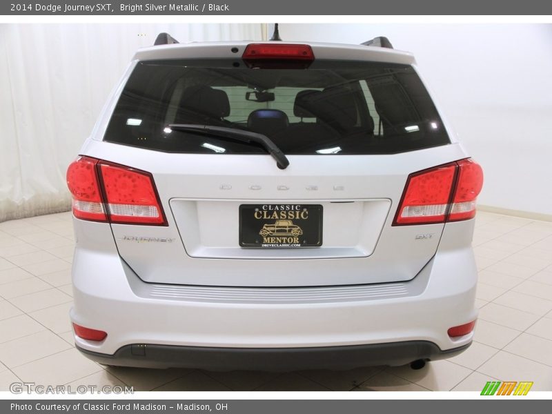 Bright Silver Metallic / Black 2014 Dodge Journey SXT