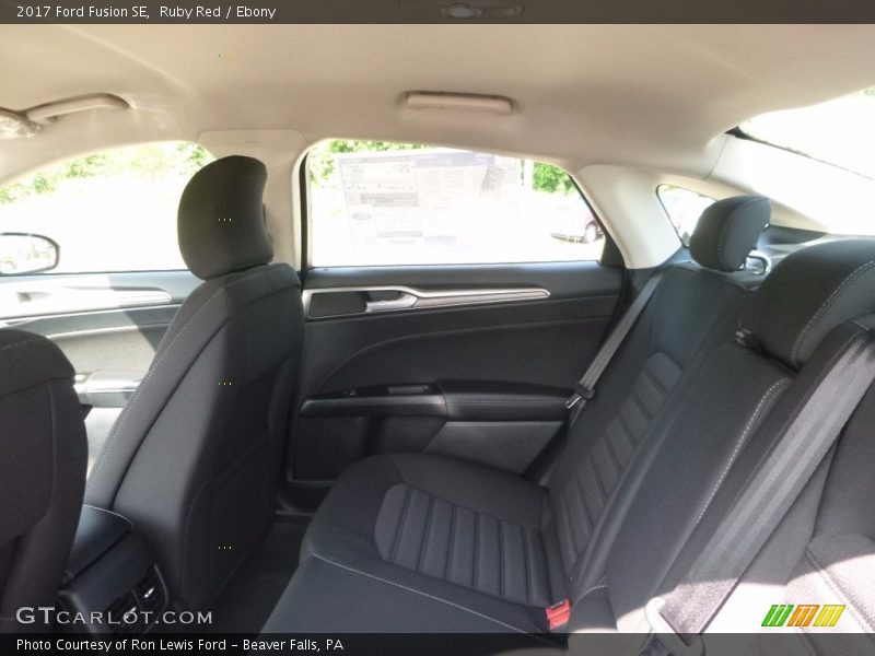 Ruby Red / Ebony 2017 Ford Fusion SE