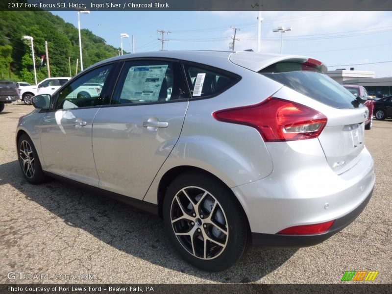 Ingot Silver / Charcoal Black 2017 Ford Focus SEL Hatch