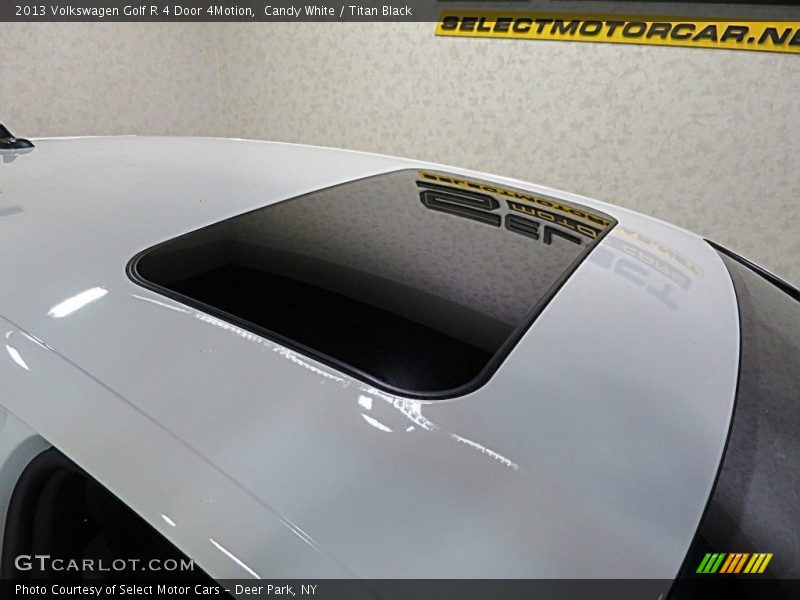 Candy White / Titan Black 2013 Volkswagen Golf R 4 Door 4Motion