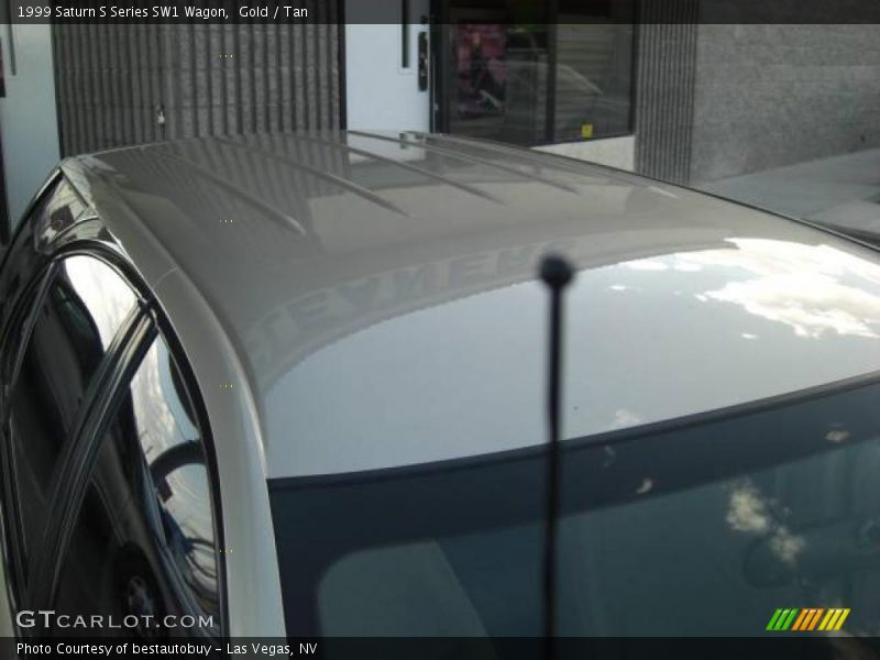 Gold / Tan 1999 Saturn S Series SW1 Wagon