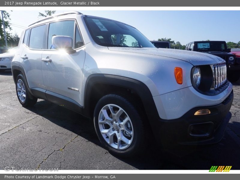 Glacier Metallic / Black 2017 Jeep Renegade Latitude