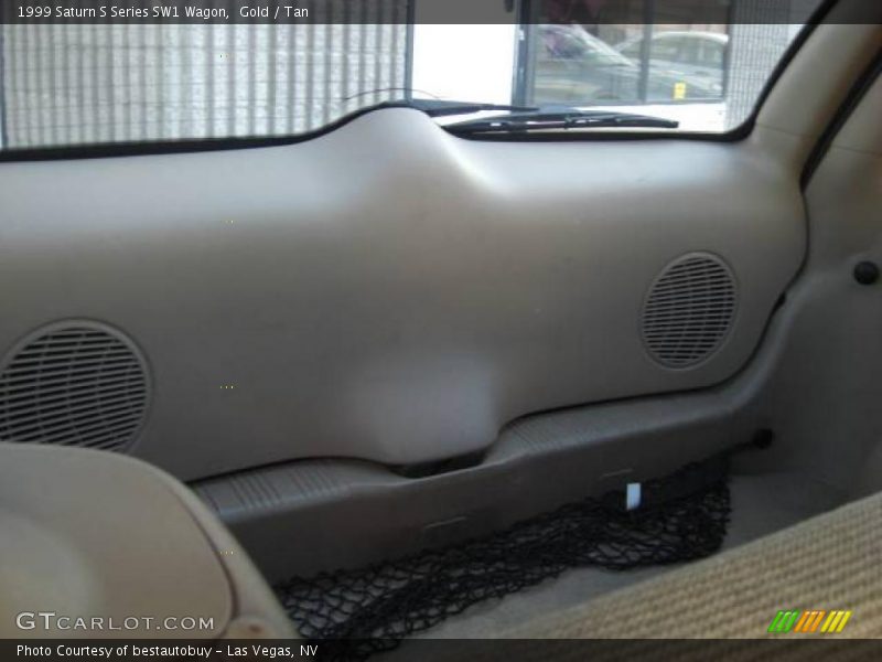 Gold / Tan 1999 Saturn S Series SW1 Wagon