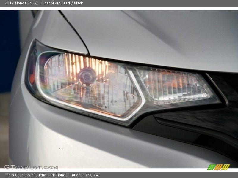 Lunar Silver Pearl / Black 2017 Honda Fit LX